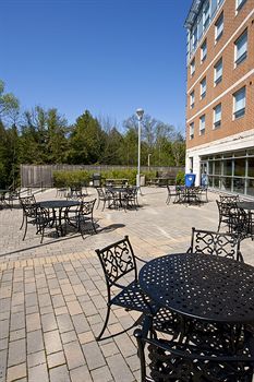 Durham College/Uoit Residence - South Village Ошава Екстер'єр фото